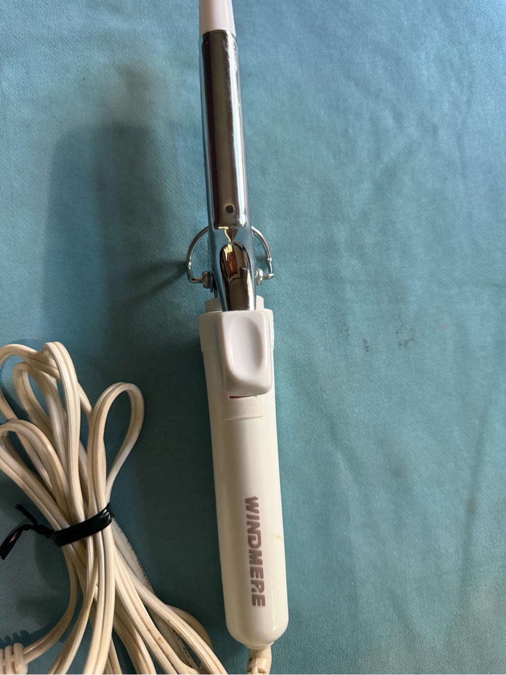 White Travel Curling Iron - Compact Styling Tool